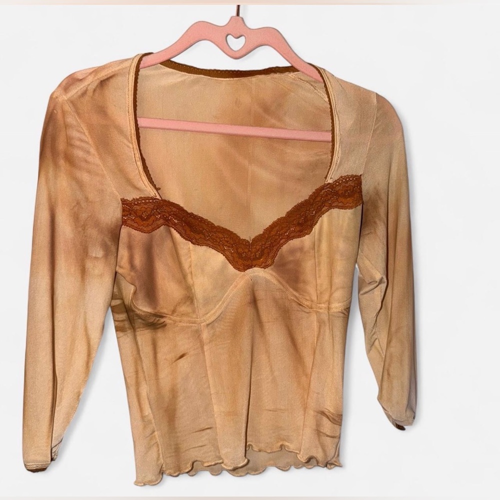 I am Gia mesh top